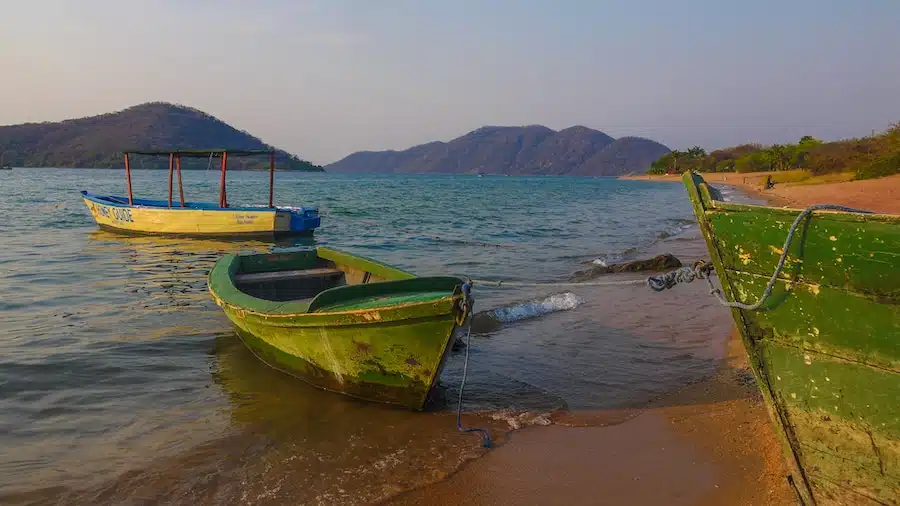 volunteer luang prabang laos