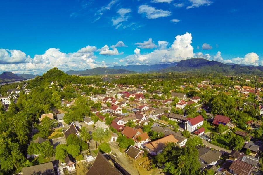 volunteer luang prabang laos