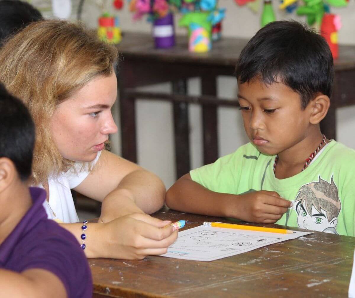 Indonesia-Ubud Healthcare Education (10)