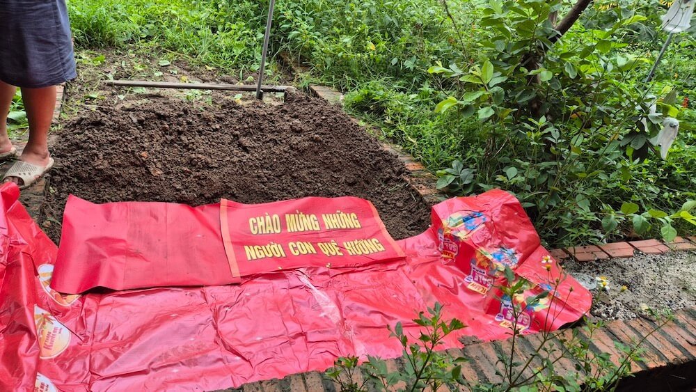 Ha Long Bay-Compost Project_20
