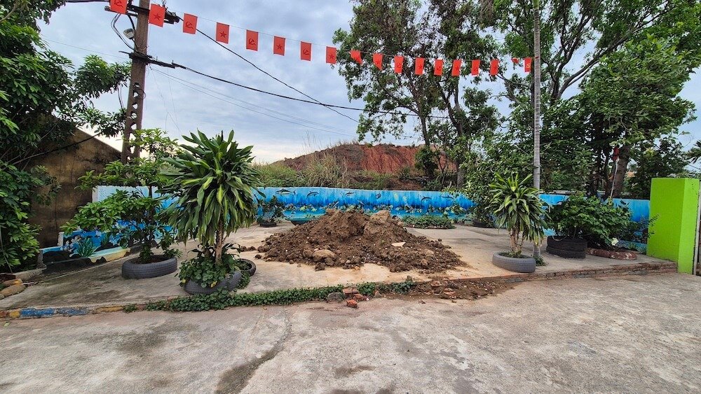 Ha Long Bay-Construction