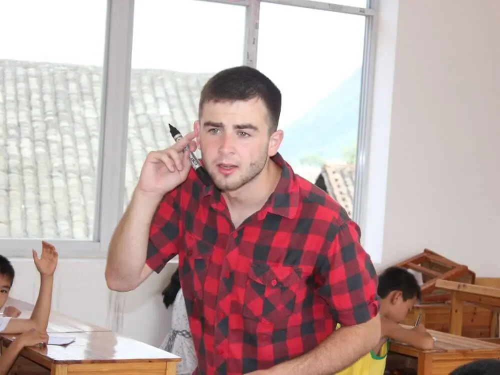 volunteering abroad summer