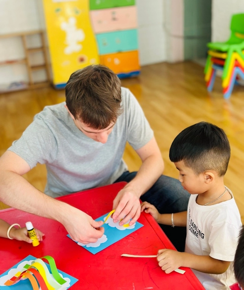 Volunteer Program in Halong Bay in Vietnam for Foreigners Volunteer Program in Halong Bay in Vietnam for Foreigners